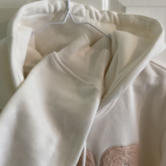 Women’s Ugg Sweatshirt - Picture 9 of 16